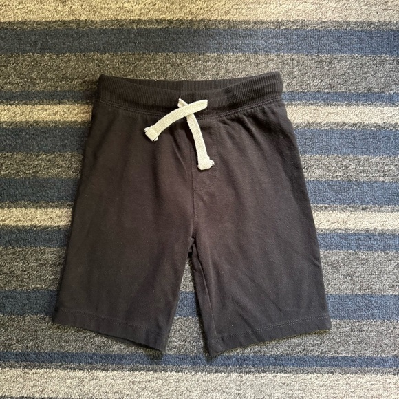 Old Navy Toddler Boy Black Knit Pull on Shorts Size 5T - Picture 1 of 3